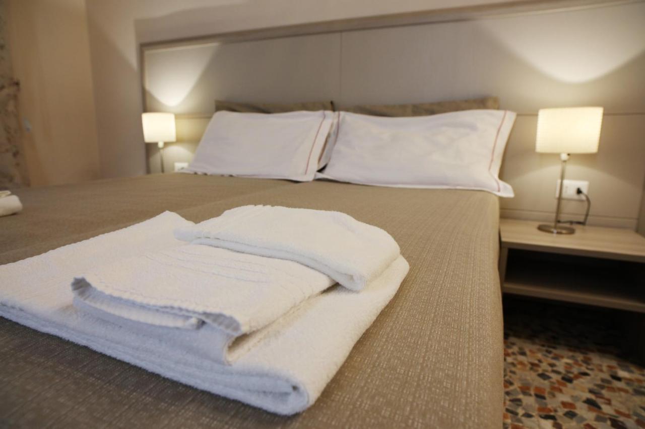 B&B Elios Rooms Catania Exterior photo